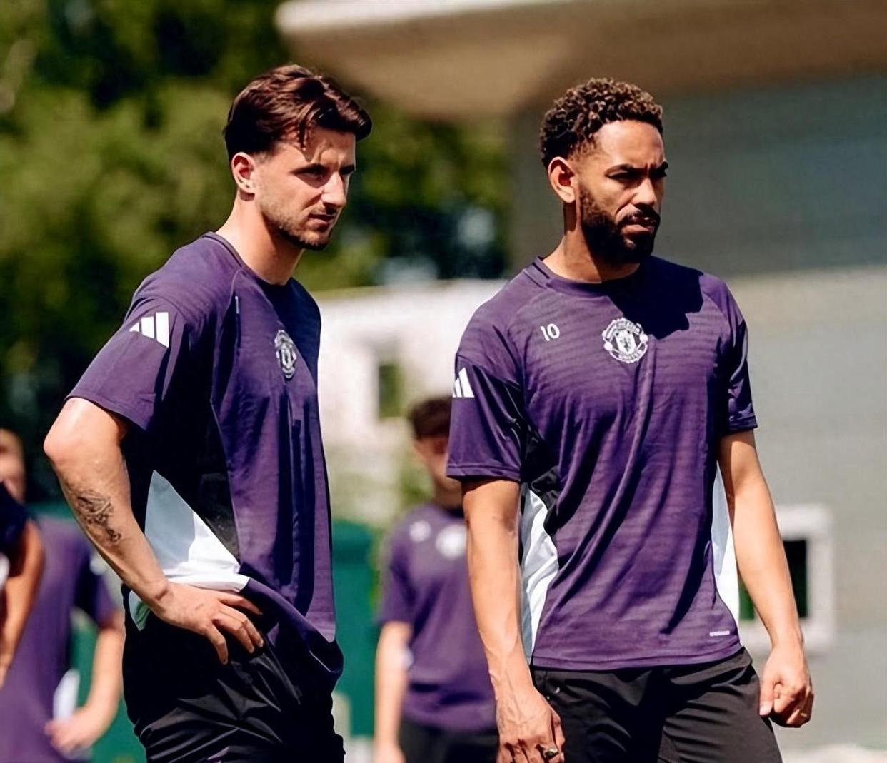 开云登录入口-离谱！风云突变曼联集结日造点机会波尔图转会期篮板制胜，布莱顿迎全明星赛关键赛 